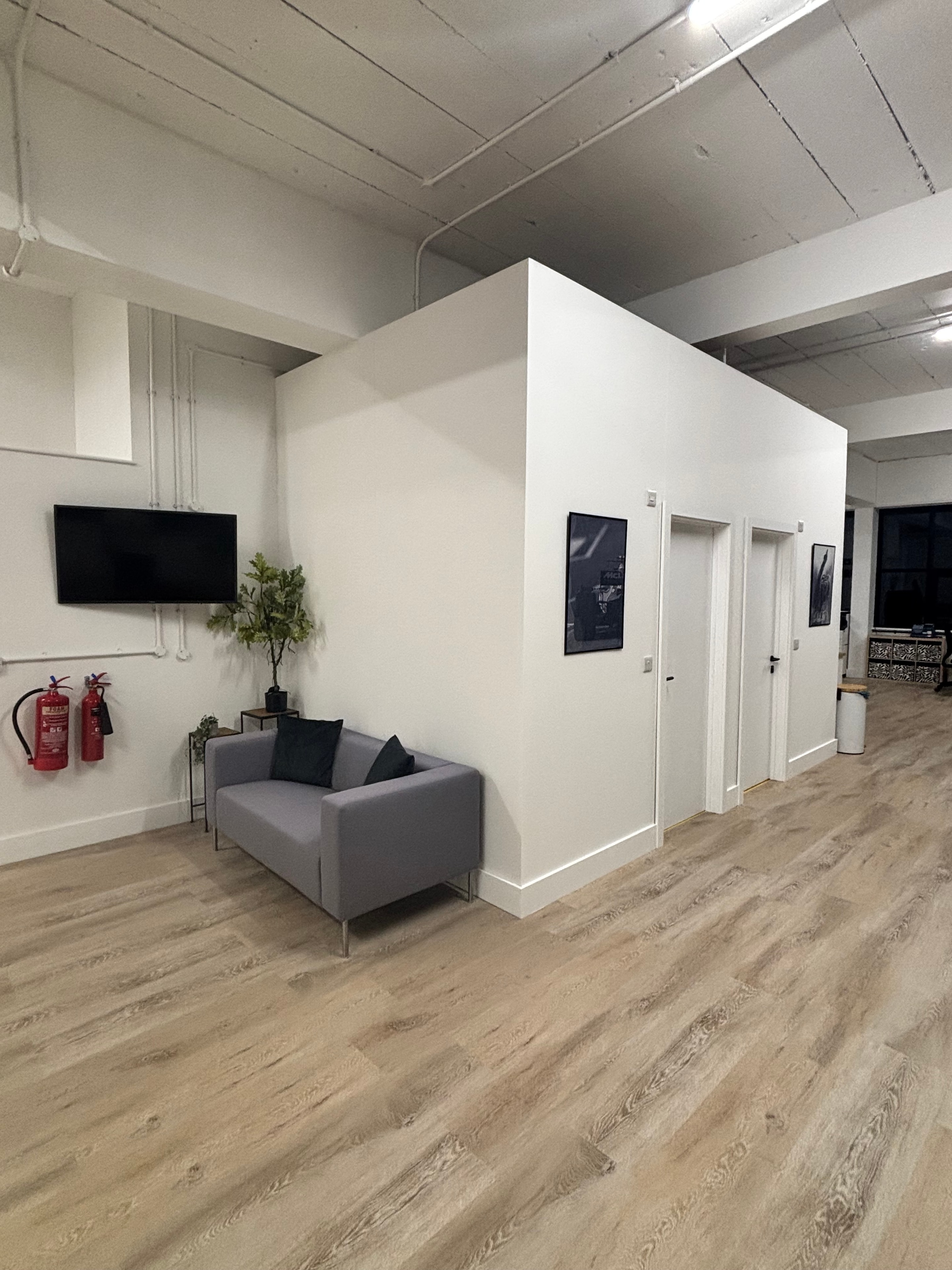 T10 training room interior